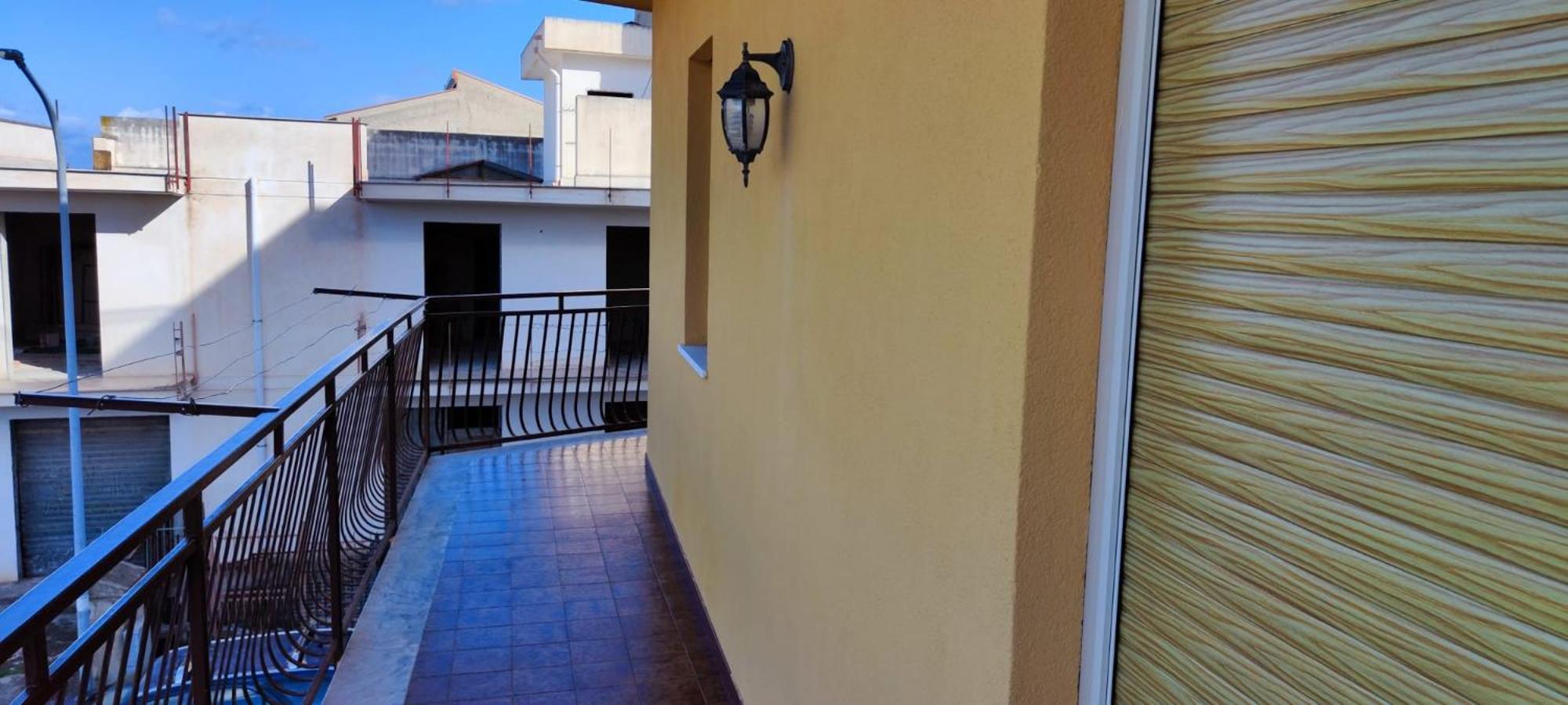 Panoramico Wifi Tv Centro Storico Apartment Casteldaccia Exterior photo